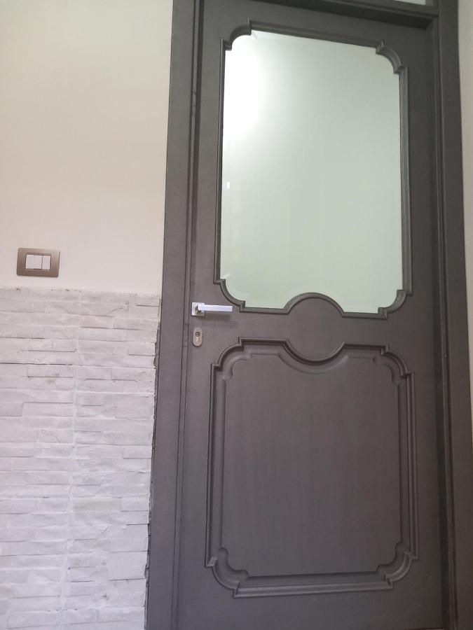 B&B Iodilove เนเปิลส์ ภายนอก รูปภาพ